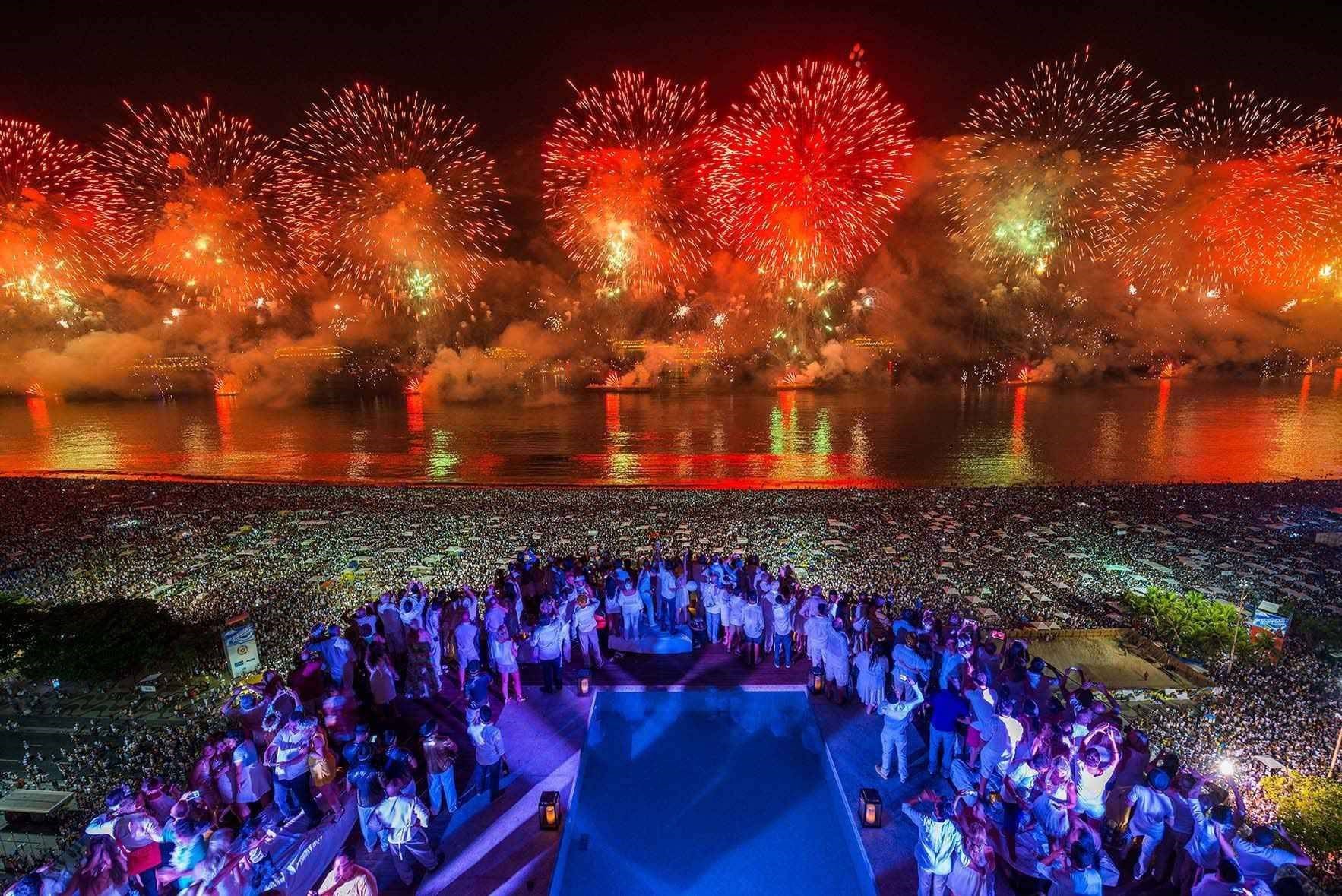 https://www.portobay.com/media/3940/pbrj_fireworkreveillon13_9_baixacomp.jpg